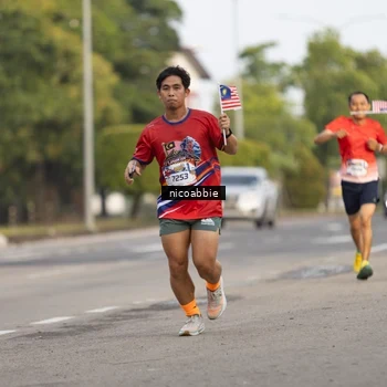 Runner Photo 6029661