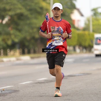 Runner Photo 6029664