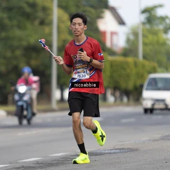 Runner Photo 6029678