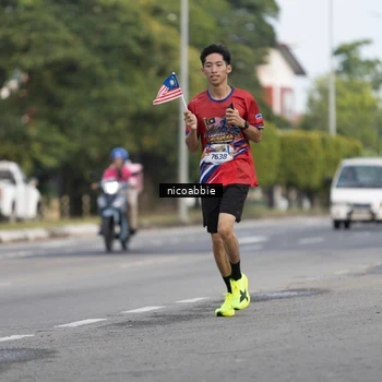 Runner Photo 6029679
