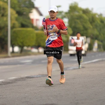 Runner Photo 6029683