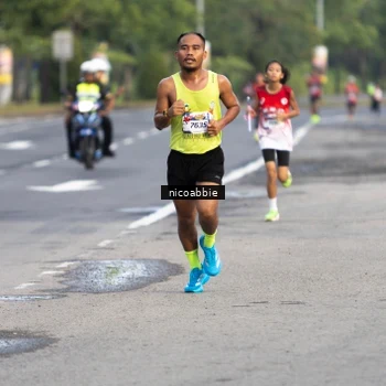 Runner Photo 6029697