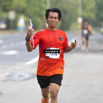 Runner Photo 6029703