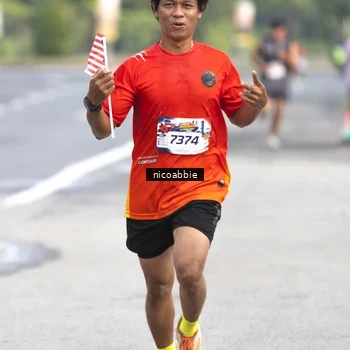 Runner Photo 6029704