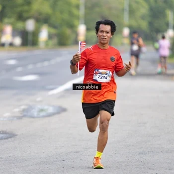 Runner Photo 6029706