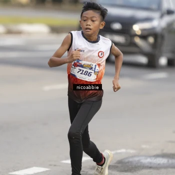 Runner Photo 6029714