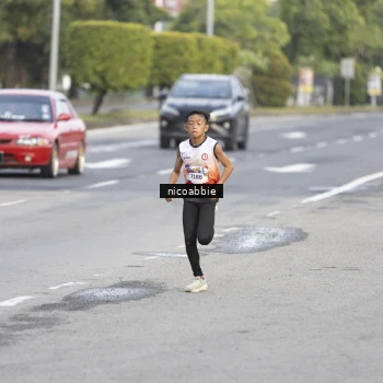 Runner Photo 6029724