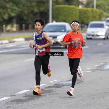 Runner Photo 6029737