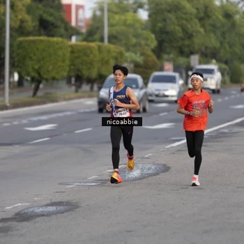 Runner Photo 6029745