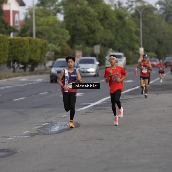 Runner Photo 6029746