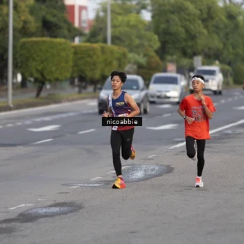 Runner Photo 6029747