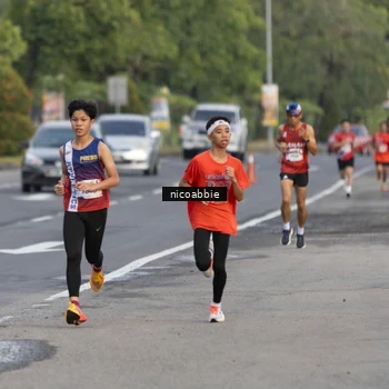 Runner Photo 6029750