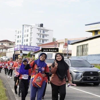 Runner Photo 6029800