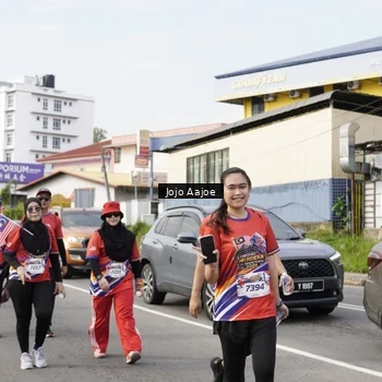 Runner Photo 6029851