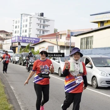 Runner Photo 6029876