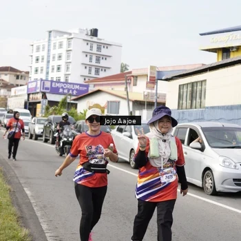 Runner Photo 6029877