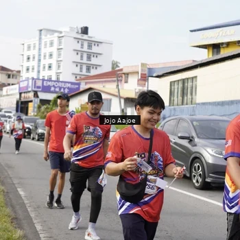 Runner Photo 6029878