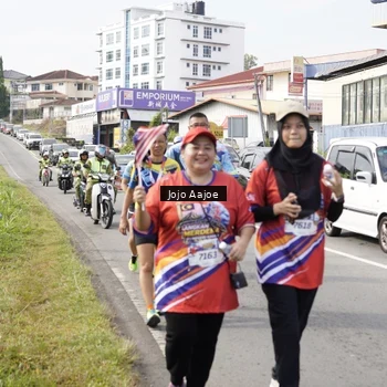 Runner Photo 6030027