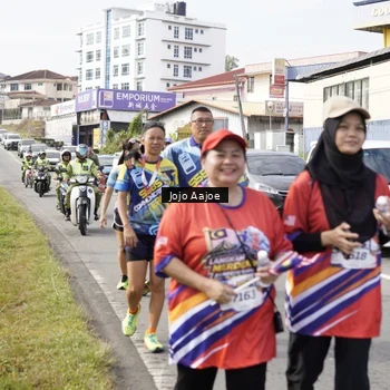 Runner Photo 6030034