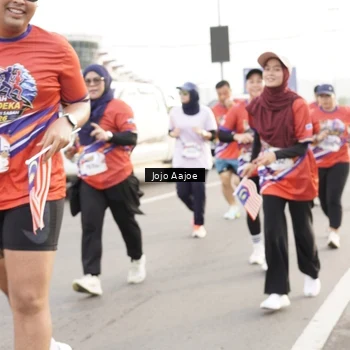 Runner Photo 6030039