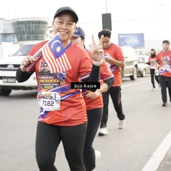 Runner Photo 6030042