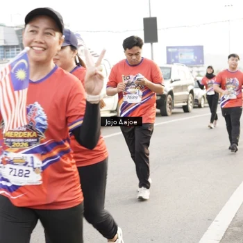 Runner Photo 6030045