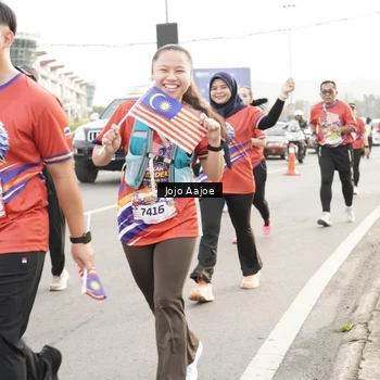 Runner Photo 6030059