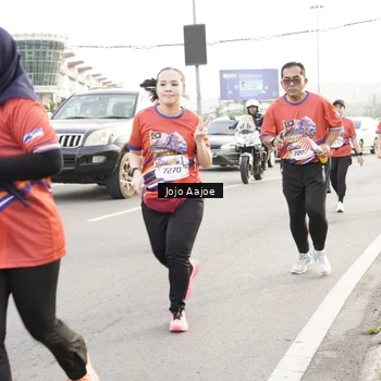 Runner Photo 6030069