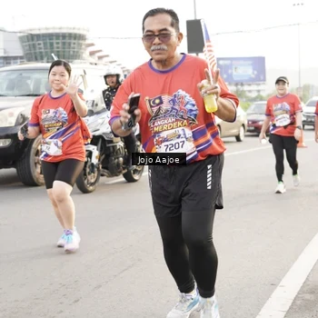 Runner Photo 6030079