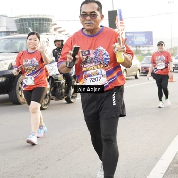 Runner Photo 6030080