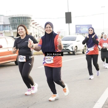 Runner Photo 6030091
