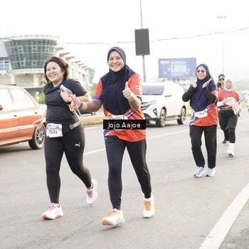 Runner Photo 6030096