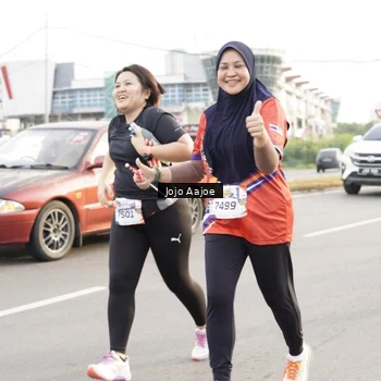 Runner Photo 6030098