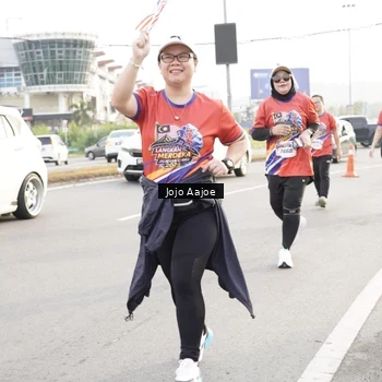 Runner Photo 6030131