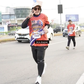 Runner Photo 6030135