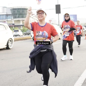 Runner Photo 6030136