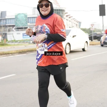 Runner Photo 6030143