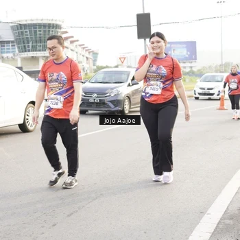 Runner Photo 6030147