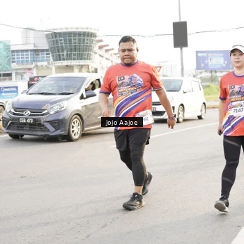 Runner Photo 6030173