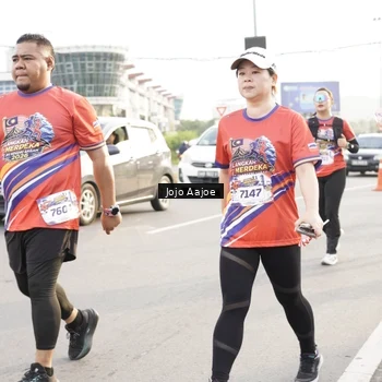 Runner Photo 6030175