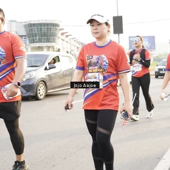 Runner Photo 6030177
