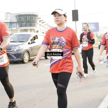 Runner Photo 6030180