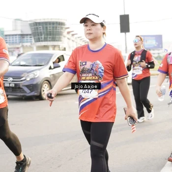 Runner Photo 6030181
