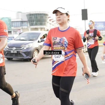 Runner Photo 6030182