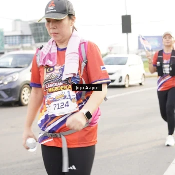 Runner Photo 6030185