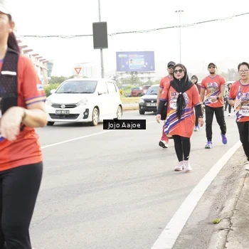 Runner Photo 6030195