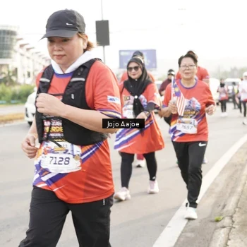 Runner Photo 6030197