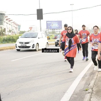 Runner Photo 6030199