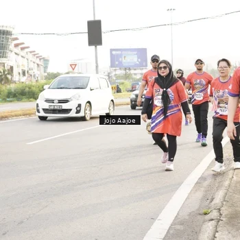 Runner Photo 6030200