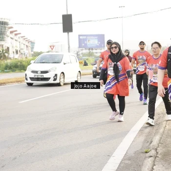 Runner Photo 6030201